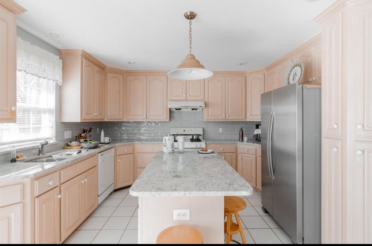 Kitchen cabinets before painting Stillwater OK